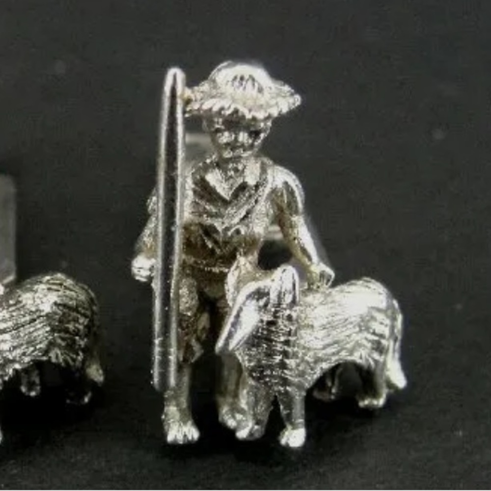 Vintage Sarah Coventry Single Cufflinks Sheepherder Dogs Silver Plate Cuff Link